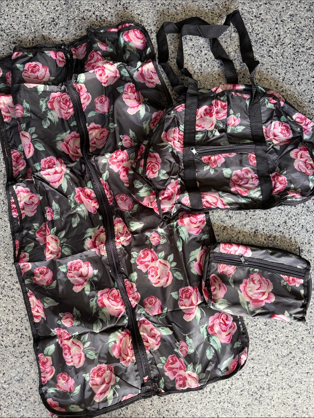 New‎ vintage floral Avon travel kit set